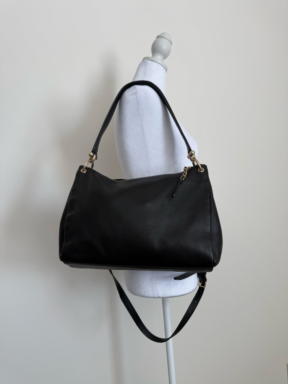 Coach Black Pebbled Leather MIA Shoulder Bag with Gold Hardware - Picture 2 of 8